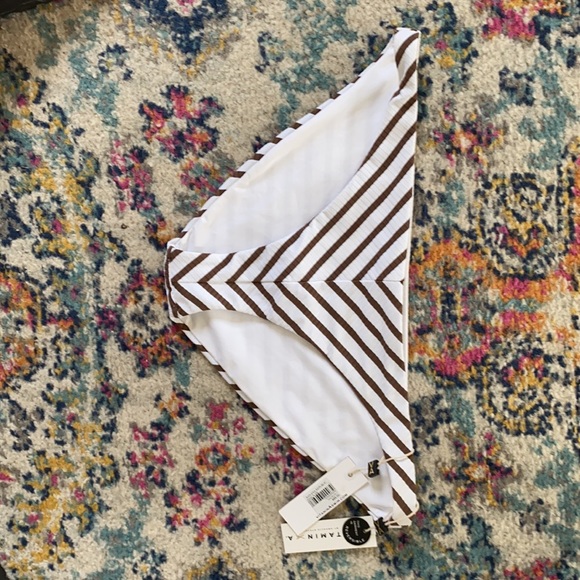 Vitamin A Swimwear Tulum Bottom in Marin Stripe L - Picture 6 of 10